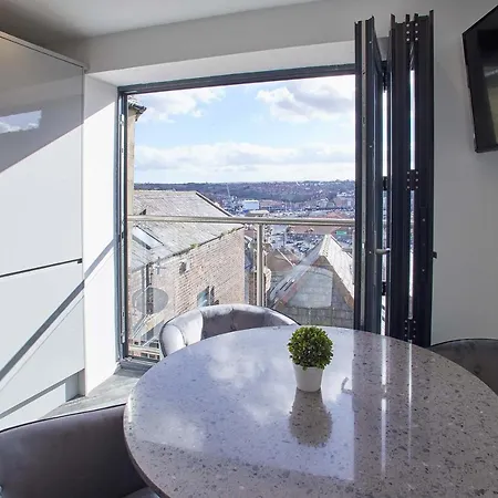 Host & Stay - The View, Hudsons Yard House Whitby Exterior photo